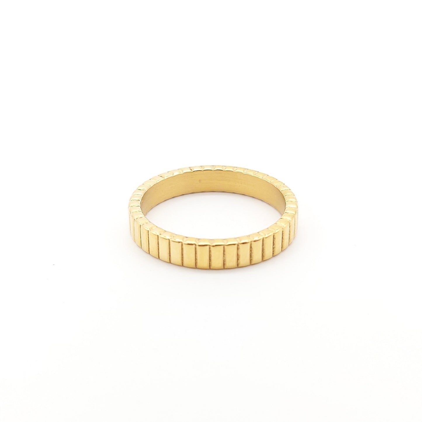 Fluted Thin RIng