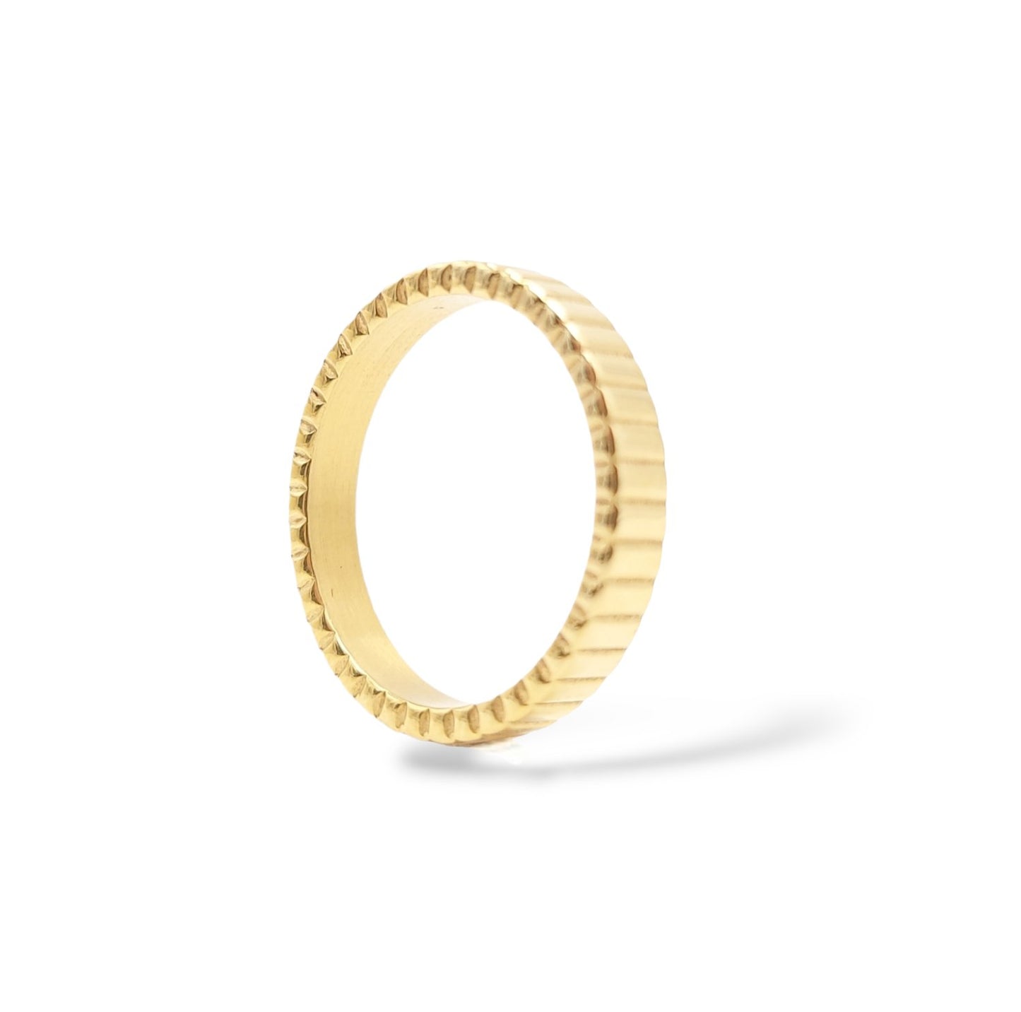 Fluted Thin RIng