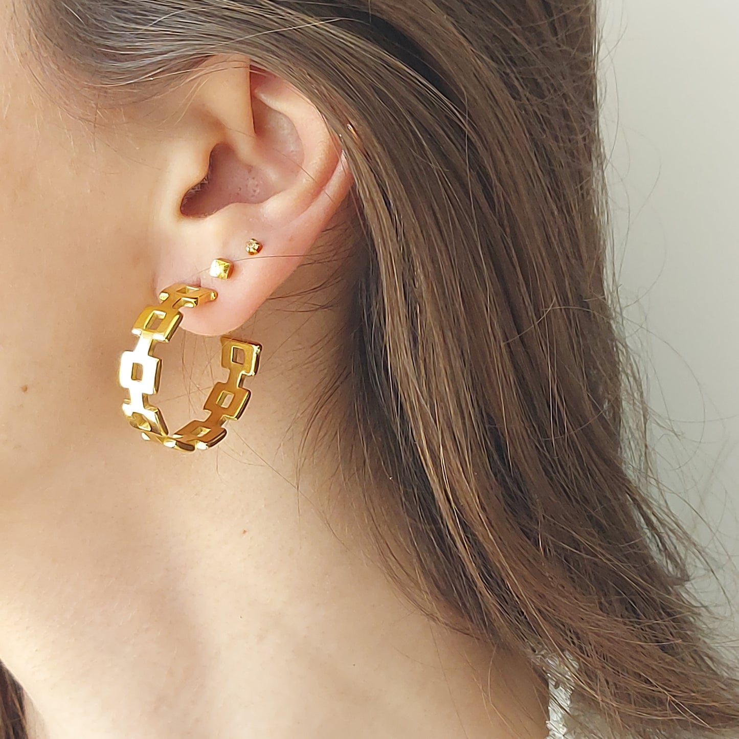 Nika Hoops
