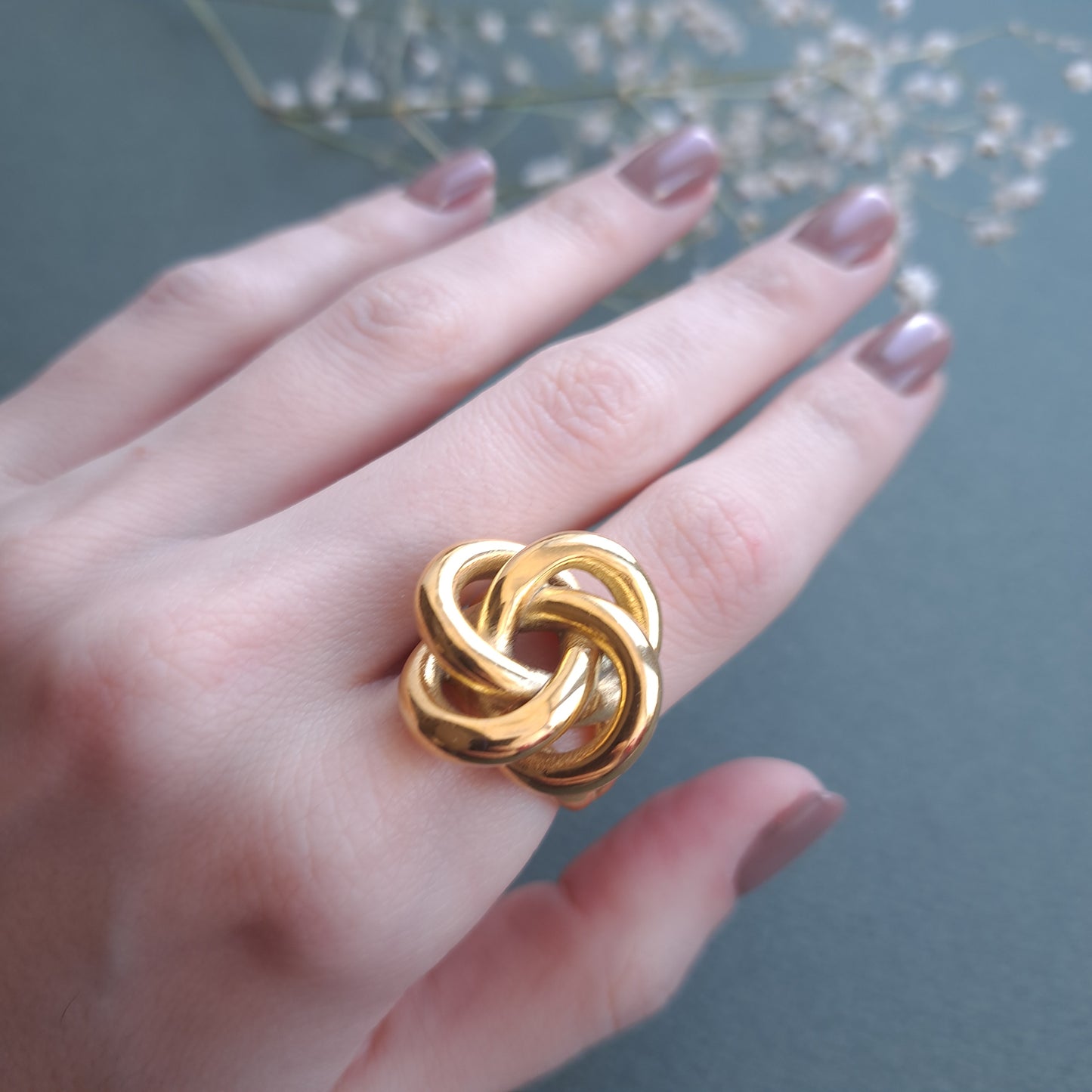 Thelia Ring