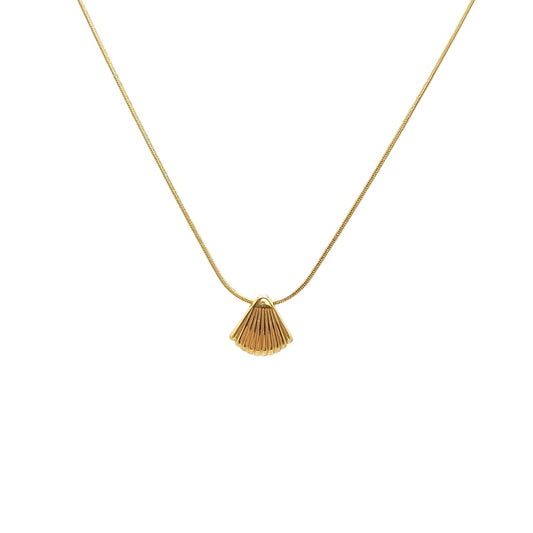 Shell Pendant Necklace