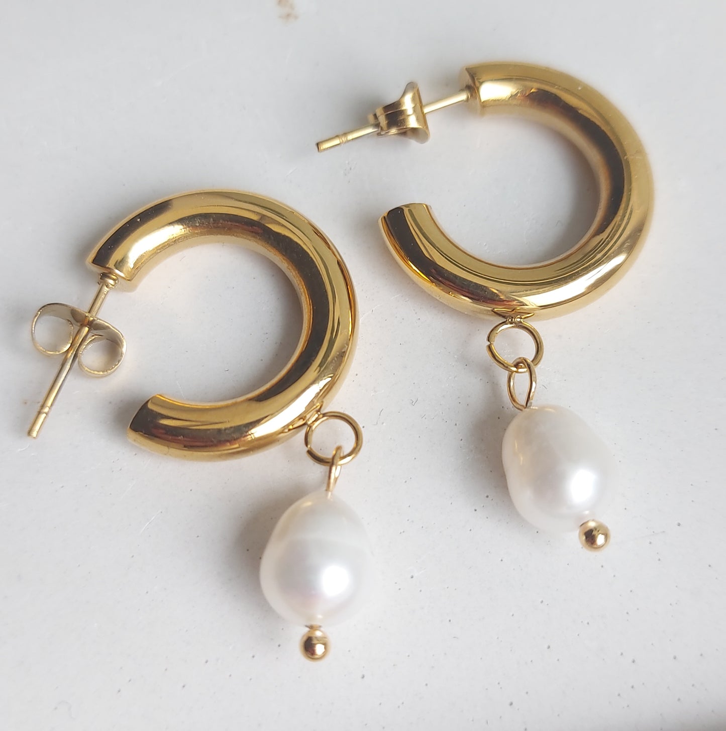 Amelia Hoop Earrings