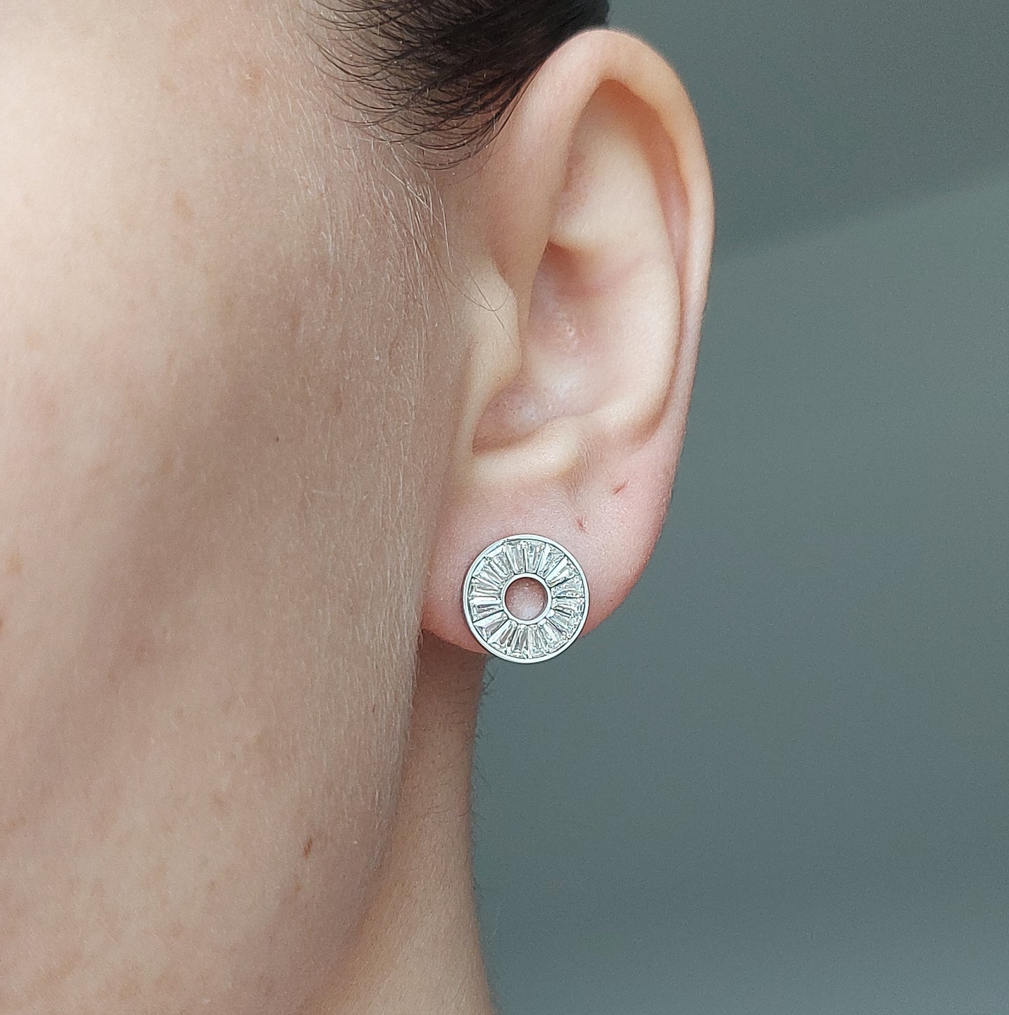 Round Zircon Earrings