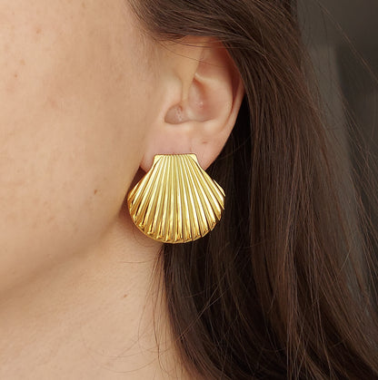 Big Shell Studs