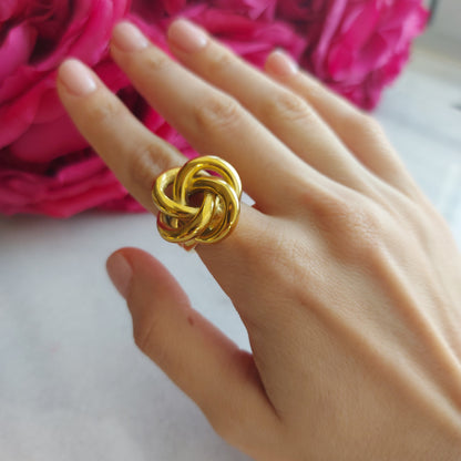 Knot Ring